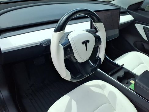 Used 2020 Tesla Model 3 Long Range AWD/4WD image 23