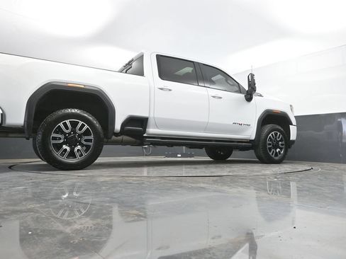 Used 2020 GMC Sierra 2500 AT4 w/ AT4 Premium Package AWD/4WD image 42