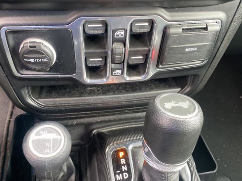 Certified 2021 Jeep Wrangler Unlimited Sport image 15