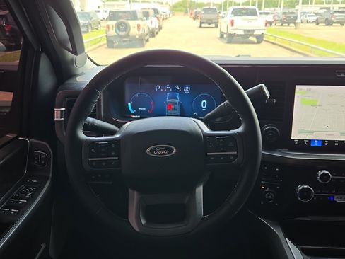 Used 2025 Ford F250 Lariat w/ Lariat Ultimate Package AWD/4WD image 19