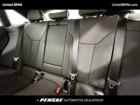 Used 2025 BMW M440i image 21