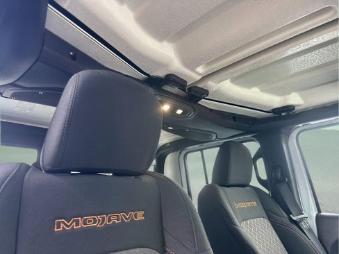 New 2026 Jeep Gladiator Mojave image 16