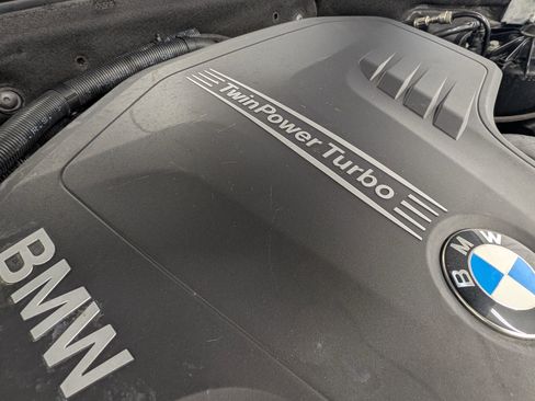 Used 2013 BMW 528i xDrive Sedan image 27