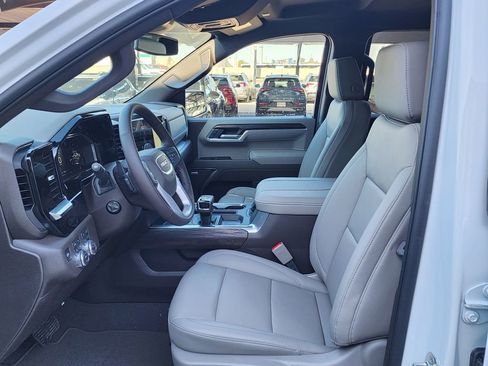 New 2026 GMC Sierra 1500 SLT w/ SLT Premium Plus Package image 17