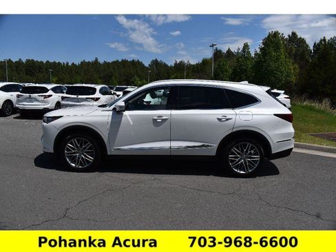 Used 2024 Acura MDX SH-AWD w/ Advance Package image 4