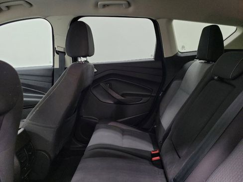 Used 2017 Ford Escape SE w/ Equipment Group 201A AWD/4WD image 18