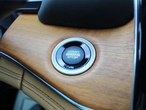 Used 2021 Jeep Grand Cherokee L Summit image 18