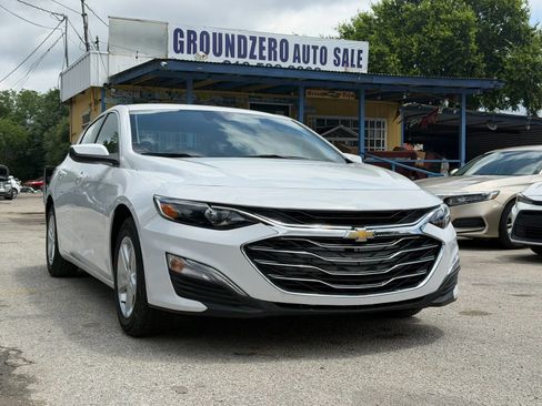 Used 2023 Chevrolet Malibu LS FWD image 1