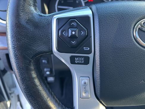 Used 2016 Toyota Tundra Limited image 25