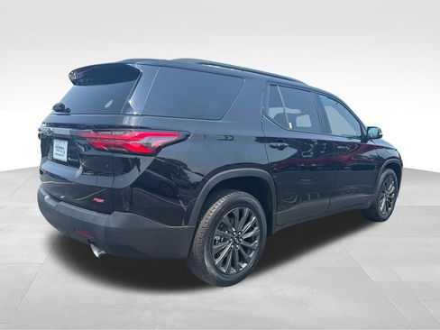 Used 2023 Chevrolet Traverse RS AWD/4WD image 5