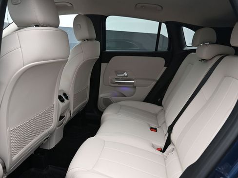 Used 2023 Mercedes-Benz GLA 250 4MATIC image 20