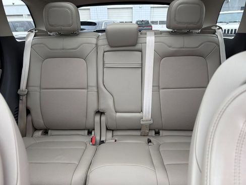 Certified 2022 Lincoln Corsair Reserve w/ Equipment Group 201A image 19