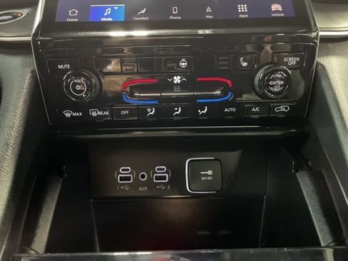 Used 2024 Jeep Grand Cherokee Limited 4xe image 20