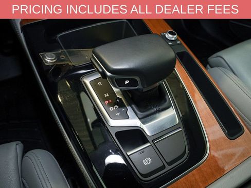 Used 2021 Audi Q5 Prestige w/ Prestige Package AWD/4WD image 19