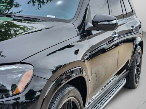 Used 2024 Mercedes-Benz GLS 580 4MATIC image 40