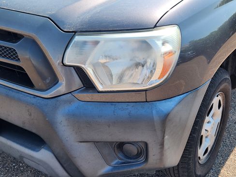 Used 2014 Toyota Tacoma 2WD Regular Cab image 5