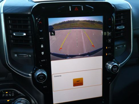 Used 2023 RAM 1500 Laramie image 29