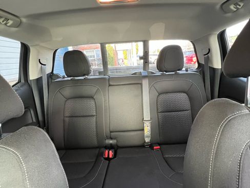 Used 2016 GMC Canyon SLE w/ SLE Convenience Package image 18