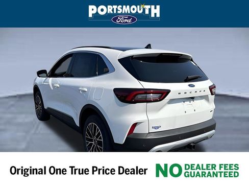 New 2024 Ford Escape SE w/ PHEV Premium Package FWD image 26