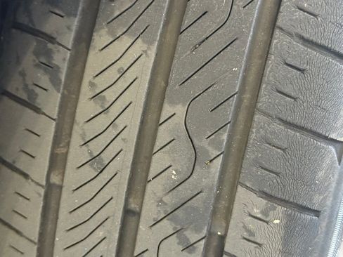 Used 2023 Toyota Prius Prime Premium image 18