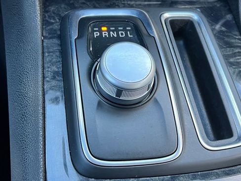 Used 2022 Chrysler 300 Touring L w/ Comfort Group image 26