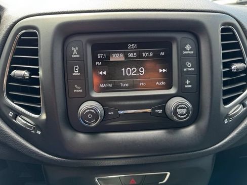 Used 2018 Jeep Compass Sport AWD/4WD image 28