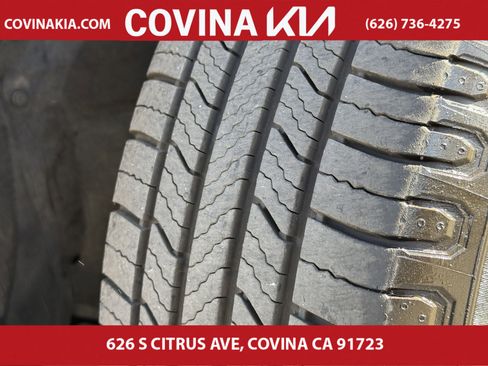 Used 2019 Toyota RAV4 XLE image 31