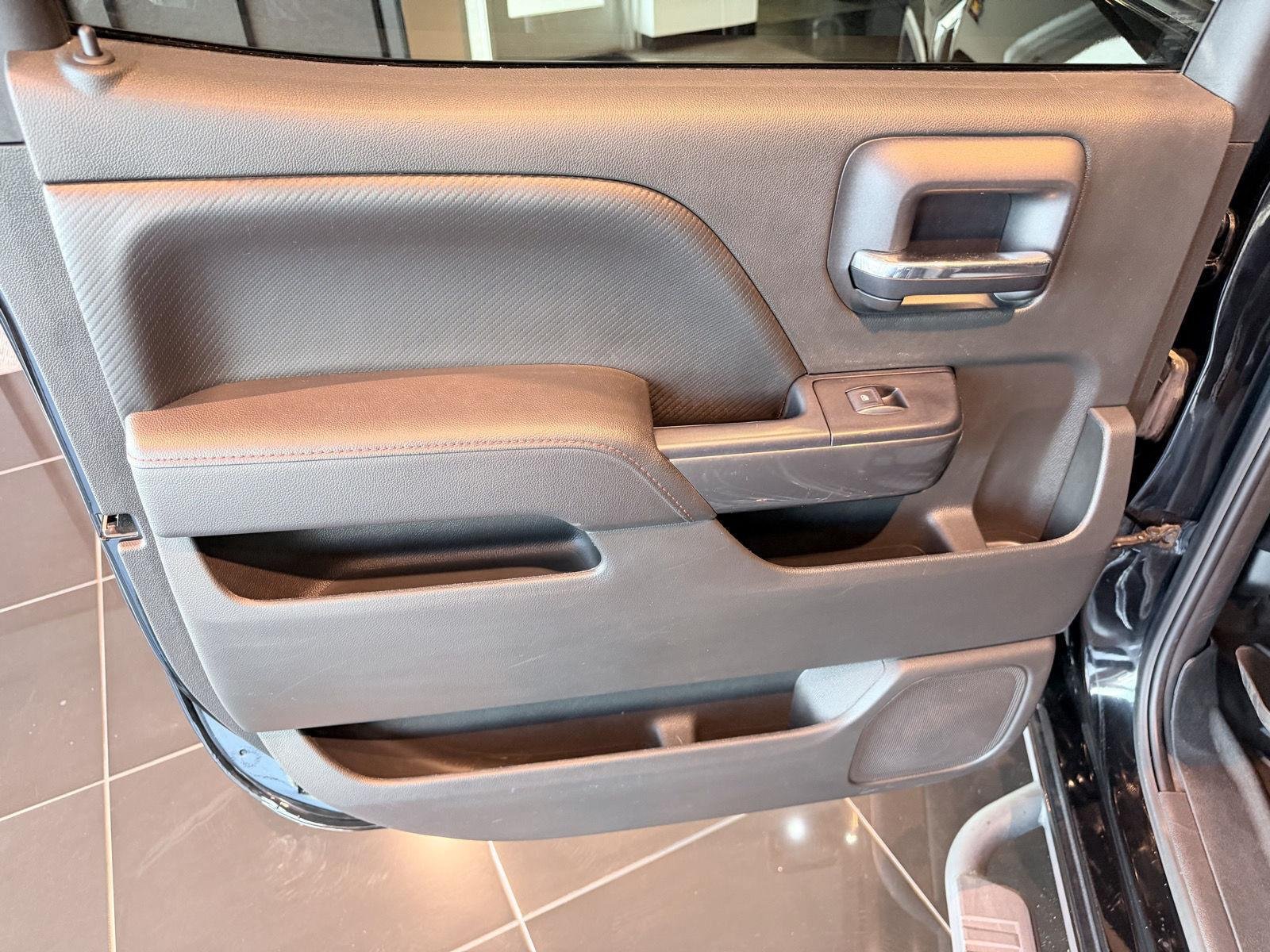 Used 2016 GMC Sierra 1500 SLT w/ All Terrain X Package AWD/4WD image 22