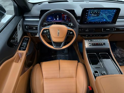 New 2026 Lincoln Aviator Black Label w/ Black Label Special Edition image 25