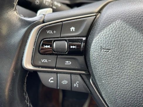Used 2019 Honda Accord EX-L image 12