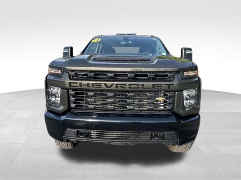 Used 2022 Chevrolet Silverado 2500 Custom w/ Custom Convenience Package image 2