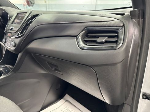 Used 2023 Chevrolet Equinox RS AWD/4WD image 33