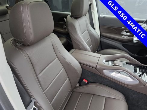 Used 2023 Mercedes-Benz GLS 450 4MATIC image 31