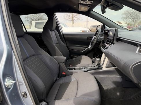 Used 2024 Toyota Corolla Cross SE image 34