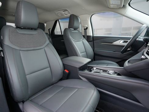 New 2026 Ford Explorer Active w/ Active Comfort Package AWD/4WD image 18
