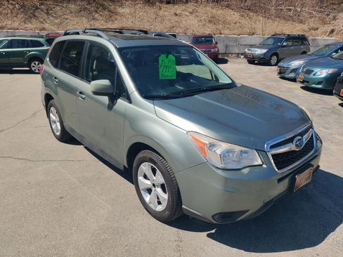 Used 2015 Subaru Forester 2.5i Premium w/ All-Weather Package AWD/4WD image 8