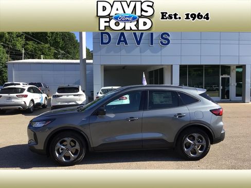 New 2026 Ford Escape ST-Line w/ Tech Pack #1 FWD image 4