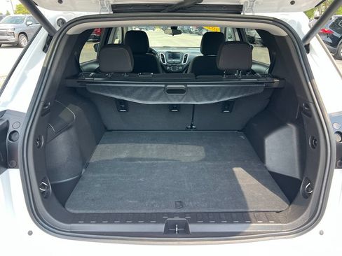Used 2024 Chevrolet Equinox LT AWD/4WD image 25