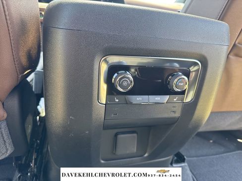 Used 2026 Chevrolet Suburban High Country w/ Sun And Tow Package AWD/4WD image 28