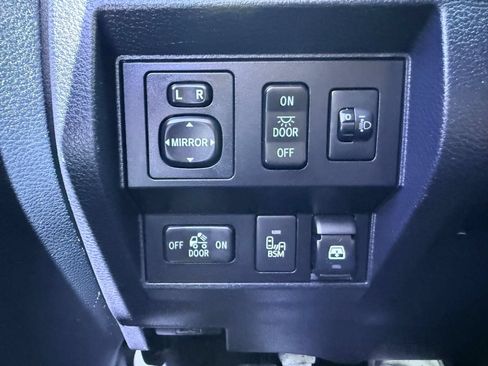 Used 2016 Toyota Tundra TRD Pro AWD/4WD image 18