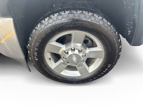 Used 2015 Chevrolet Silverado 2500 LTZ w/ Duramax Plus Package image 9