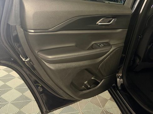 Certified 2025 Jeep Grand Cherokee Laredo X RWD image 27