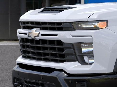New 2026 Chevrolet Silverado 2500 Custom w/ Custom Value Package AWD/4WD image 13