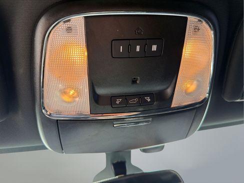 Used 2021 Jeep Grand Cherokee Laredo X RWD image 19