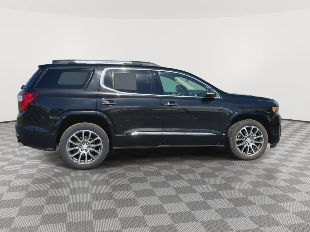 Used 2023 GMC Acadia Denali FWD image 2