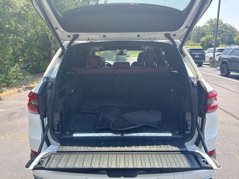 Used 2023 BMW X5 xDrive45e w/ Climate Comfort Package AWD/4WD image 28