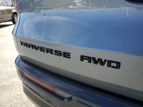 New 2026 Chevrolet Traverse RS image 7