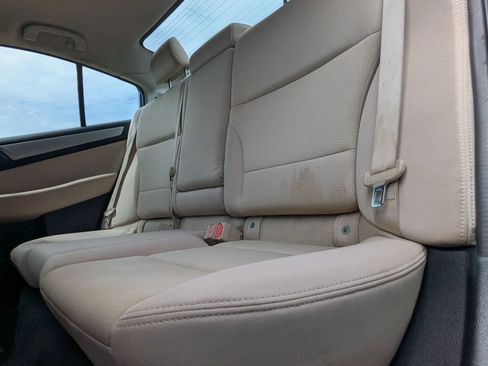 Used 2017 Subaru Legacy 2.5i Premium AWD/4WD image 12