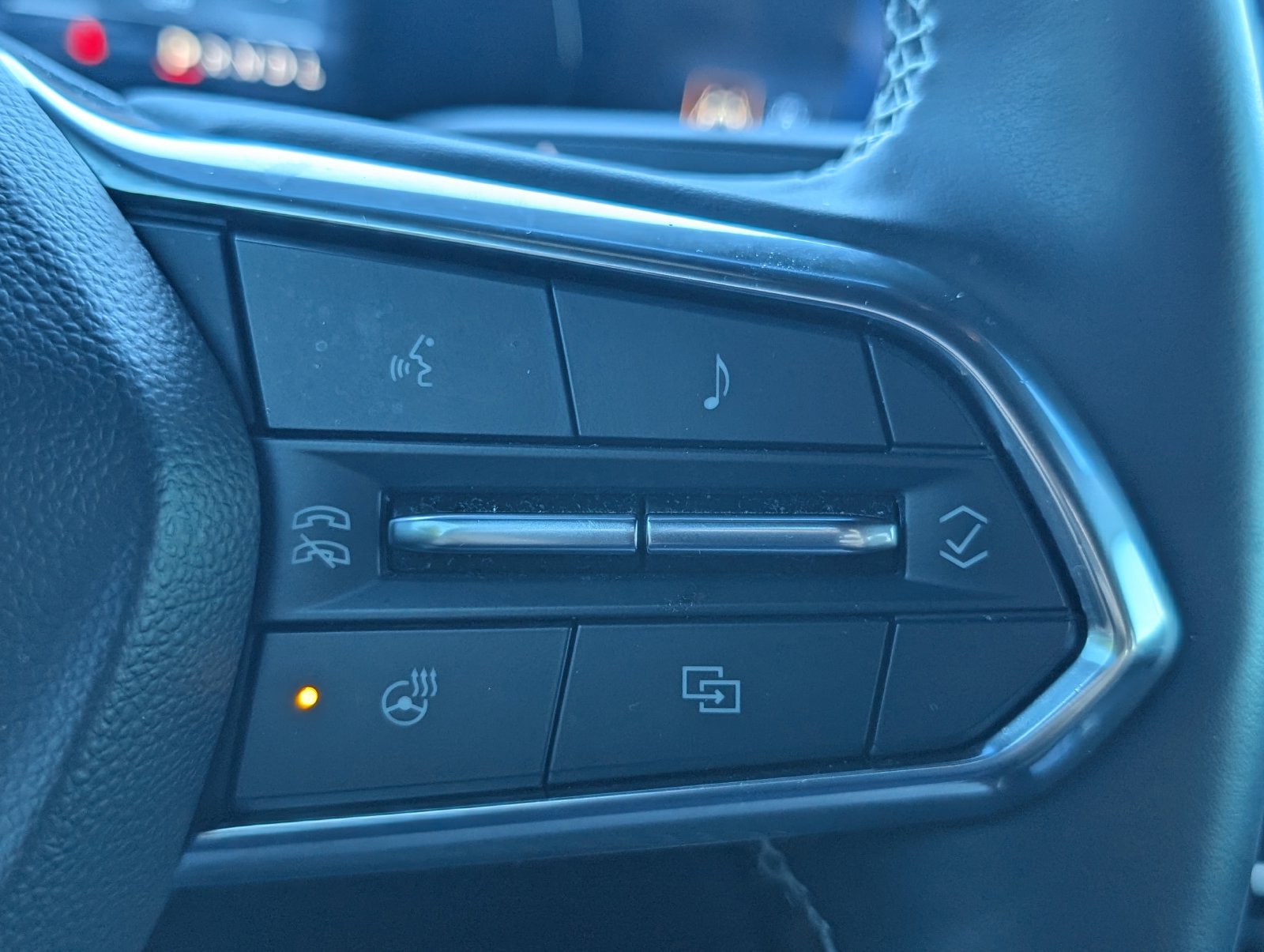 Used 2024 Chevrolet Traverse Z71 w/ LPO, Floor Liner Package AWD/4WD image 15