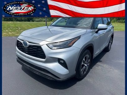 Used 2023 Toyota Highlander XLE